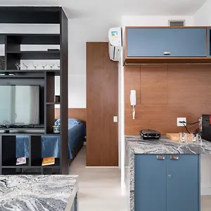 https://river-one-2303-luxury-studio.topsaopaulohotels.com