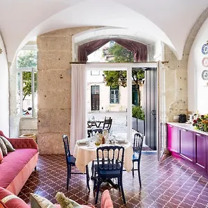 Residentas Apostolos , Lisbona Portogallo